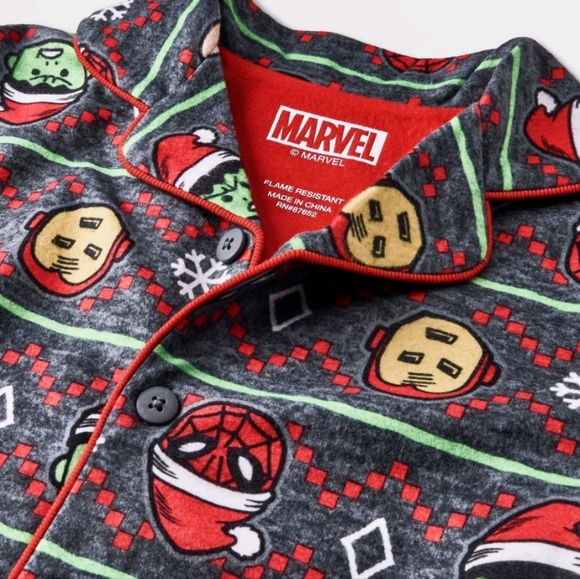 Marvel Avengers coat pajamas - Picture 3 of 3